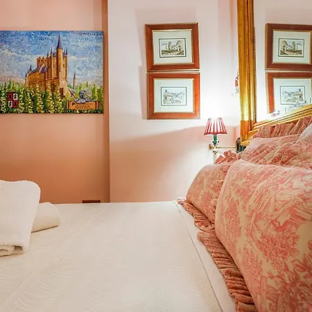 Historic In Santa Cruz Апартаменты *